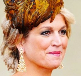Βασίλισσα μου Μάξιμα της Ολλανδίας με το συμπάθειο, αλλά αυτό το καπέλο με τα φτερά που μοιάζεις σαν παγώνι - άκομψο & too much (φωτό)