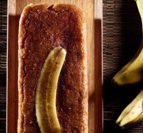 Στέλιος Παρλιάρος: Συνταγή για κέικ μπανάνας ή αλλιώς banana bread - γιατί στην κουζίνα τίποτα δεν πάει χαμένο!