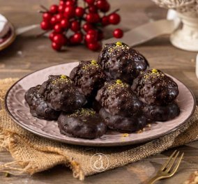 Αργυρώ Μπαρμπαρίγου: It's μελομακάρονα time - Με σοκολάτα για κάθε γιορτινό τραπέζι! 