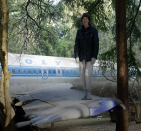 Το αεροπλάνο που μετέφερε τη σορό του Ωνάση, έγινε… σπίτι – Αμερικανός αγόρασε και μένει στο Boeing 727 της Ολυμπιακής (βίντεο)