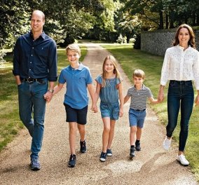 Πρίγκιπας Ουίλιαμ - Κέιτ Μίντλετον: Χέρι, χέρι με τα τρία τους παιδιά στην χριστουγεννιάτικη κάρτα τους - Η νέα οικογενειακή φωτό 