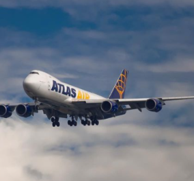 Ο «βασιλιάς των ουρανών» το Boeing 747, αποχαιρετά: Τέλος εποχής για το πρώτο Jumbo Jet που έφερε την επανάσταση στα ταξίδια (φωτό)
