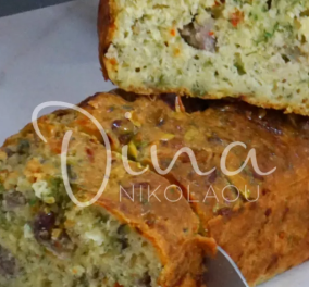 Ντίνα Νικολάου: Κέικ με χωριάτικο λουκάνικο και φιστίκια Αιγίνης - Φτιάξτε το για να απολαύσετε σαν σνακ για το γραφείο ή και για δεκατιανό