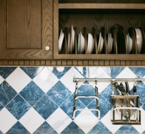 Σπύρος Σούλης: Πριν & Μετά: Η μεταμόρφωση μιας κουζίνας που ντύθηκε στα μπλε!