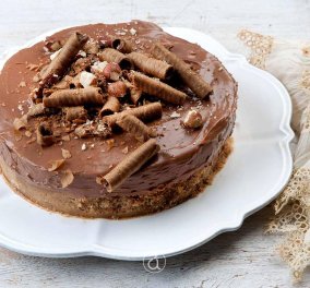 Αργυρώ Μπαρμπαρίγου: Μας φτιάχνει θεϊκό cheesecake Nutella - θα σας πάρει το μυαλό! 