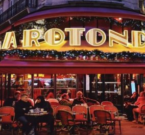 Ποια είναι η «La Rotonde» που πυρπόλησαν οι διαδηλωτές στο Παρίσι: Η αγαπημένη brasserie του Μακρόν, από το 1911 (φωτό & βίντεο)