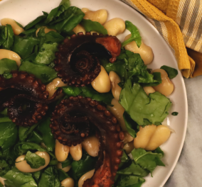 Δημήτρης Σκαρμούτσος: Σαλάτα με χταπόδι, γίγαντες και σπανάκι - Μία εξαιρετική συνταγή 