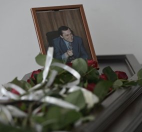 Θανάσης Τσούρας: Το τελευταίο αντίο στο ιστορικό στέλεχος στο ΠΑΣΟΚ - Ποιοι πήγαν στην κηδεία (φωτό)
