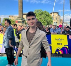 Eurovision 2023: Η παρέλαση στο τιρκουάζ χαλί & το πάρτυ των καλεσμένων - Τι είπαν στις κάμερες (φωτό - βίντεο)