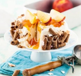 Ντίνα Νικολάου: Τούρτα παγωτό γιαούρτι με μαρμελάδα νεκταρίνι - πανεύκολη και πεντανόστιμη