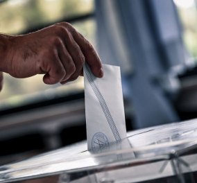 Εκλογές 2023: Πως ψήφισαν οι Έλληνες κατά ηλικία, φύλο, ιδεολογία - Ο Μητσοτάκης κέρδισε το "ωραίο φύλο" και τους 17άρηδες