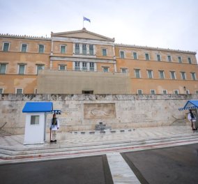 Κώστας Γιαννακίδης: Είναι γραφική η επτακομματική Βουλή; Ο Νατσιός θα θέλει κατάληψη της Πόλης, η Ζωή «make love not war»