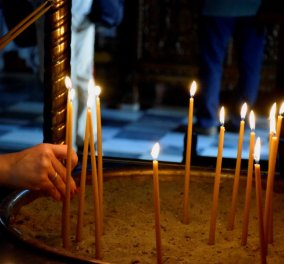 Λάρισα: Πιστή άναψε 58 κεριά σε παρεκκλήσι - Παραλίγο να βάλει φωτιά
