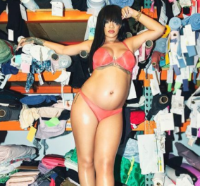 Rihanna, έγκυος με σέξι εσώρουχα: Ποζάρει με τη φουσκωμένη κοιλίτσα της – «Είσαι ο ορισμός της ομορφιάς» (φωτό)