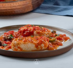  Αργυρώ Μπαρμπαρίγου: Μεσογειακός μπακαλιάρος με φρέσκια ντομάτα, ελιές και μυρωδικά -Έχει χαμηλά λιπαρά και ελάχιστες θερμίδες 