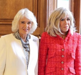 Βασίλισσα Καμίλα - Μπριζίτ Μακρόν: Οι 2 Κυρίες ξανά μαζί - Με εκπληκτικό κόκκινο σακάκι η μία, στα λευκά η άλλη (φωτό - βίντεο)
