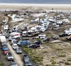 Σοκαριστικές φωτό & βίντεο από την έρημο της Νεβάδας: Εγκλωβίστηκαν 70.000 νέοι μέσα στις λάσπες - Πλημμύρησε το Βurning Man από καταρρακτώδεις βροχές