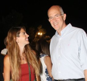 Μαργαρίτα Παπανδρέου: Καλλονή η κόρη του πρώην πρωθυπουργού - Στο Ηρώδειο με τον θείο της Αντρίκο