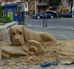 Street art στο κέντρο της Θεσσαλονίκης: Τα «δύο σκυλιά» από άμμο – Ποιος είναι ο καλλιτέχνη του δρόμου (φωτό)