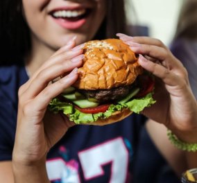 Vegan burgers, κρέατα σόγιας & φυτικά κεφτεδάκια: Όλο και περισσότεροι προτιμούν τα εναλλακτικά κρέατα - Ποια είναι όμως η θρεπτική τους αξία