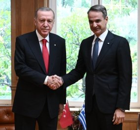 Ρετζέπ Ταγίπ Ερντογάν στο Μαξίμου: Δείτε φωτό βίντεο από τη συνάντηση με τον πρωθυπουργό Κυριάκο Μητσοτάκη