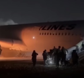 Συγκλονισμένοι οι επιβάτες που σώθηκαν από το φλεγόμενο αεροσκάφος στο Τόκιο: Περιγράφουν το χάος και πως γλύτωσαν (βίντεο)