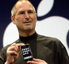 17χρόνα από την πρώτη παρουσίαση του iPhone: Η επανάσταση που έφερε ο Στιβ Τζομπς – Touch screen και εκατομμύρια πλέον εφαρμογές (βίντεο)