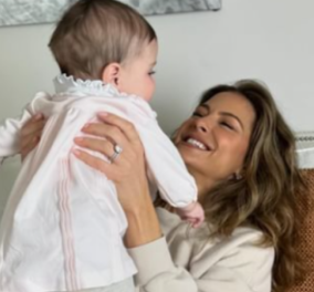  Μαρία Μενούνος: Χορεύει αγκαλιά με την 6 μηνών κορούλα της - Ακούνε Κωνσταντίνο Αργυρό (φωτό) - Κυρίως Φωτογραφία - Gallery - Video