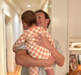 Μαρκ Ζούκερμπεργκ: Μετά την "άγρια" στιγμή μπροστά στους Αμερικάνους βουλευτές ο "πολύς" κ. Ζούκερ" χαλαρώνει με το μωρό του αγκαλιά - "Τι ωραία να επιστρέφεις στο σπίτι" (φωτό) - Κυρίως Φωτογραφία - Gallery - Video