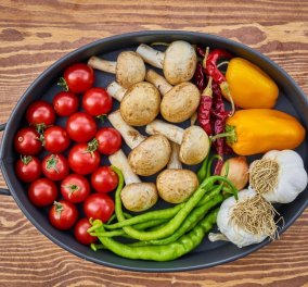 25 υγιεινά τρόφιμα με λιγότερες από 40 θερμίδες – Μπορείτε να τα εντάξετε στην διατροφή σας χωρίς ενοχές (φωτό)