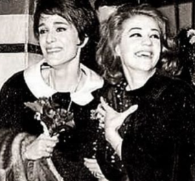Vintage Pic: Ζωή Λάσκαρη & Μαίρη Χρονοπούλου σε βραδιά πρεμιέρας – Οι πανέμορφες & λαμπερές ηθοποιοί αγκαλιασμένες για την ταινία «Χωρίς ταυτότητα»