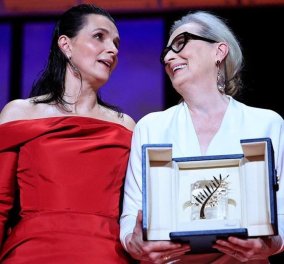 Βίντεο - Η μοναδική στιγμή συγκίνησης  με την Ζυλιέτ Μπινός να ξεσπάει σε δυνατό κλάμα επιδίδοντας το βραβείο στην Μέριλ Στριπ 