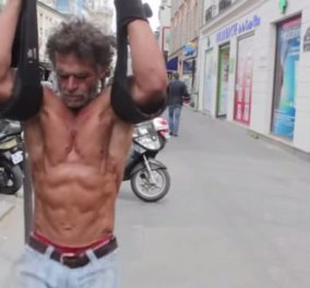 Απίστευτη δύναμη ψυχής & θέληση! Άστεγος bodybuilder μετέτρεψε τα πεζοδρόμια του Παρισιού σε... γυμναστήριο! (φωτό & βίντεο)