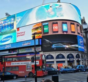 Εντυπωσιάζει το billboard του UP Greek Tourism στο Λονδίνο! - Κυρίως Φωτογραφία - Gallery - Video