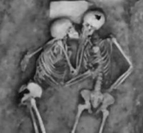 Ένα παθιασμένο φιλί 6.000 ετών - Δείτε το  - Κυρίως Φωτογραφία - Gallery - Video