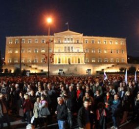 Live στο Σύνταγμα-Δείτε τι συμβαίνει έξω από τη Βουλή 