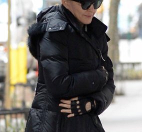 Μadonna mia ! Η Μαντόνα αγνώριστη στη Νέα Υόρκη στα μαύρα ντυμένη και «τραβηγμένη»,  μετά συγχωρήσεως (φωτό)  - Κυρίως Φωτογραφία - Gallery - Video