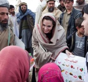 Και σχεδιάστρια κοσμημάτων η Αντζελίνα Τζολί, για καλό σκοπό: χρηματοδότηση σχολείων στο Αφγανιστάν (φωτογραφίες) - Κυρίως Φωτογραφία - Gallery - Video