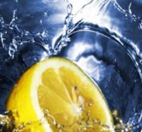 Πόσο ωφέλιμο για την υγεία ειναι το νερό με το λεμόνι;‏ - Κυρίως Φωτογραφία - Gallery - Video