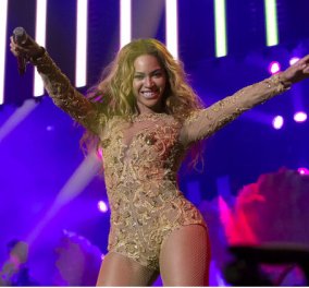 Η Beyonce τραγουδάει live στο Παρίσι το νέο της hit με τίτλο Grown Woman και το πλήθος... παραλύει! (βίντεο) - Κυρίως Φωτογραφία - Gallery - Video