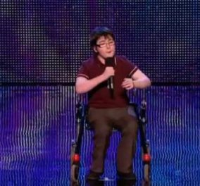 Ο 14χρονος ανάπηρος Jack Carroll που συμμετείχε στο «Britain's Got Talent», έκανε όλη την Αγγλία να παραμιλάει! (βίντεο) - Κυρίως Φωτογραφία - Gallery - Video