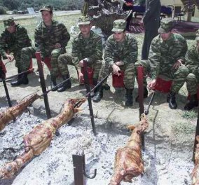 Ανοιχτές γιορτές και κοψίδια για επισήμους τέλος στα Ελληνικά στρατόπεδα λόγω κρίσης!‏ - Κυρίως Φωτογραφία - Gallery - Video