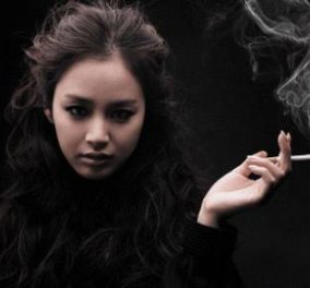 Νέα έρευνα σε 600.000 άτομα αποδεικνύει ότι οι γυναίκες καπνίστριες κινδυνεύουν περισσότερο!  - Κυρίως Φωτογραφία - Gallery - Video