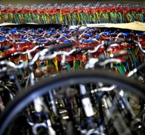 Τα πολύχρωμα ποδήλατα των εργαζόμενων της Google (φωτό) - Κυρίως Φωτογραφία - Gallery - Video