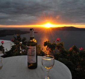 Good News: 19 χρυσά βραβεία για το ελληνικό κρασί - ''Βροχή'' βραβεύσεις για τα Σαντορινιά! (φωτό)  - Κυρίως Φωτογραφία - Gallery - Video