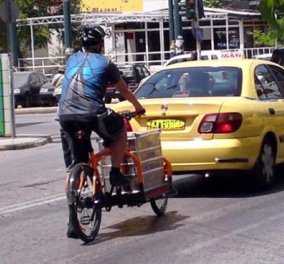 Courier με ποδήλατο, διανομή μπάρμπεκιου με ποδήλατο: Η ποδηλατομανία καλά κρατεί, και καλά κάνει!