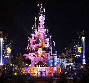 Ένα ονειρικό ταξίδι στη Disneyland! Φαντασμαγορική πρεμιέρα στο Παρίσι! 