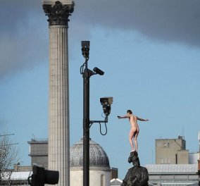 Γυμνός έφιππος στο Λονδίνο για τρεις ολόκληρες ώρες!   - Κυρίως Φωτογραφία - Gallery - Video