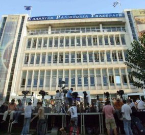 Στην προσπάθεια διατήρησης κάθε σύμβασης στο Δημόσιο, θα χρεοκοπήσει η χώρα και μετά τους ιδιωτικούς, θα απολυθούν μαζικά και οι δημόσιοι υπάλληλοι, λέει ο Πάσχος Μανδραβέλης στο άρθρο του - Κυρίως Φωτογραφία - Gallery - Video