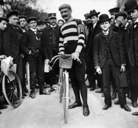 Σπάνιο άλμπουμ από τον περίφημο ποδηλατικό γύρο της Γαλλίας που φέτος γιορτάζει τα 100 του χρόνια!  Tour de France σε εικόνες!